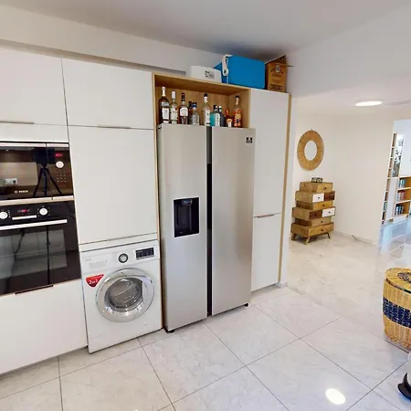 3p Climatise Avec Grande Terrasse, Piscine Et Wifi - Fr-1-196-350 *