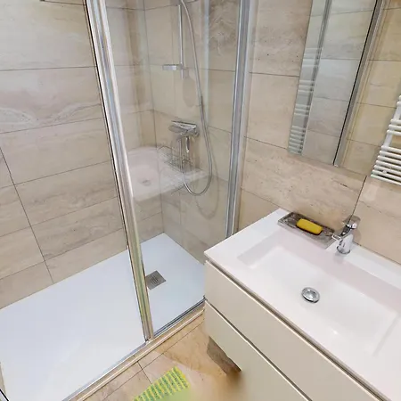 3p Climatise Avec Grande Terrasse, Piscine Et Wifi - Fr-1-196-350 *